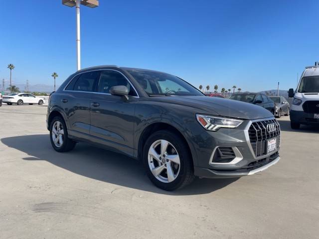 2020 Audi Q3 Premium Plus AWD photo