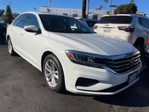 2020 Volkswagen Passat 2.0T SE FWD photo