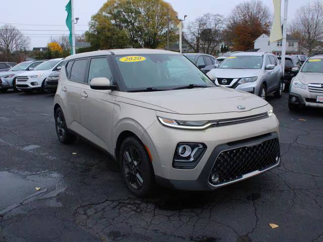 2020 Kia Soul EX FWD photo