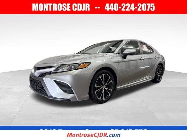 2018 Toyota Camry SE FWD photo