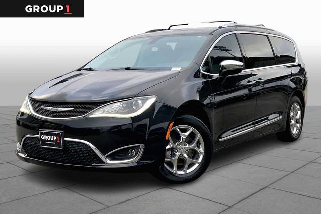 2019 Chrysler Pacifica Minivan Limited FWD photo