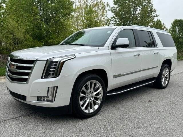 2020 Cadillac Escalade ESV Luxury 4WD photo