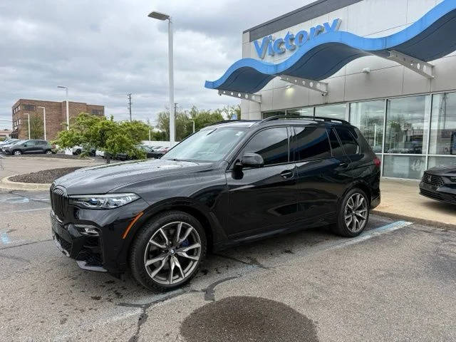 2020 BMW X7 M50i AWD photo