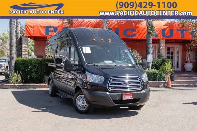 2019 Ford Transit Passenger Wagon XLT RWD photo