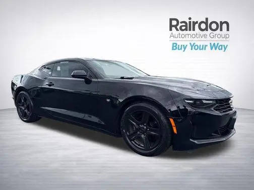 2019 Chevrolet Camaro 1LT RWD photo