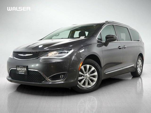 2019 Chrysler Pacifica Minivan Touring L FWD photo