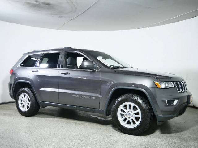 2019 Jeep Grand Cherokee Laredo E 4WD photo