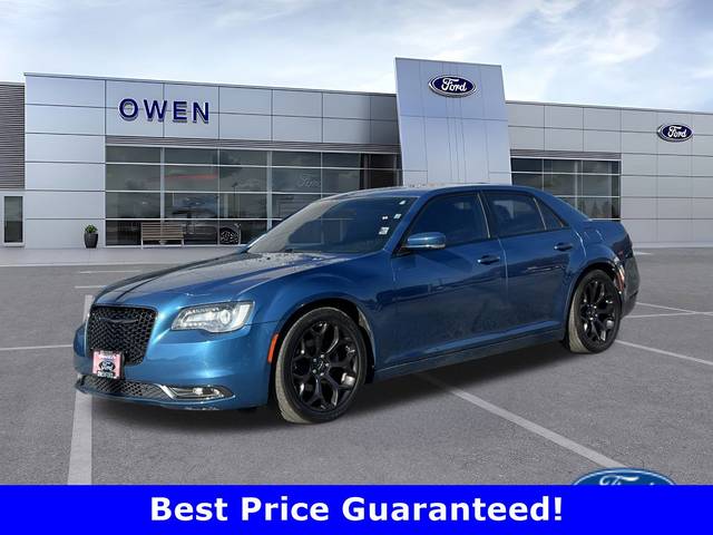 2020 Chrysler 300 300S RWD photo