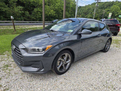 2020 Hyundai Veloster 2.0 FWD photo