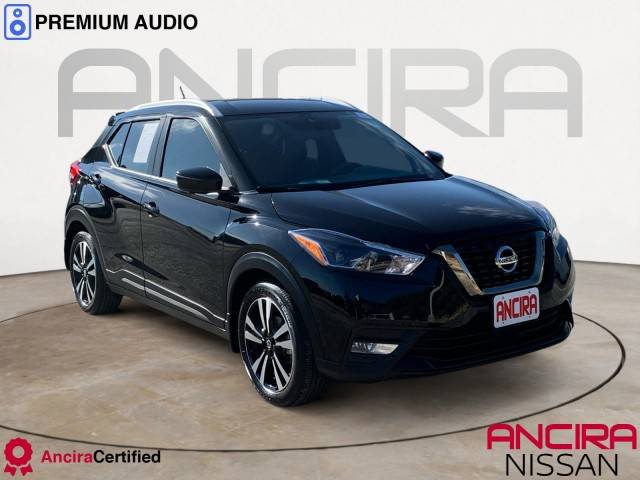 2020 Nissan Kicks SR FWD photo