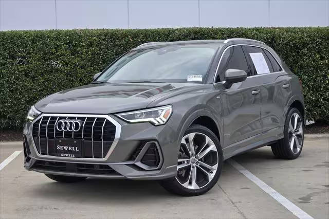 2020 Audi Q3 S line Premium Plus AWD photo