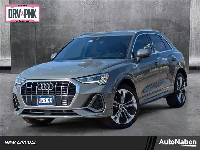 2020 Audi Q3 S line Premium Plus AWD photo