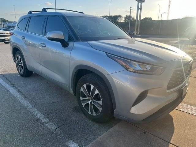 2020 Toyota Highlander L FWD photo