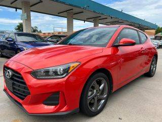 2020 Hyundai Veloster 2.0 FWD photo