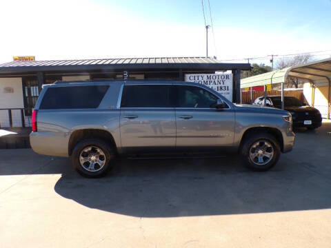 2020 Chevrolet Suburban LT 4WD photo