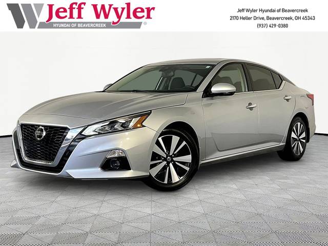 2020 Nissan Altima 2.5 SV FWD photo