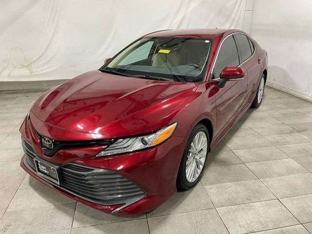 2020 Toyota Camry XLE FWD photo