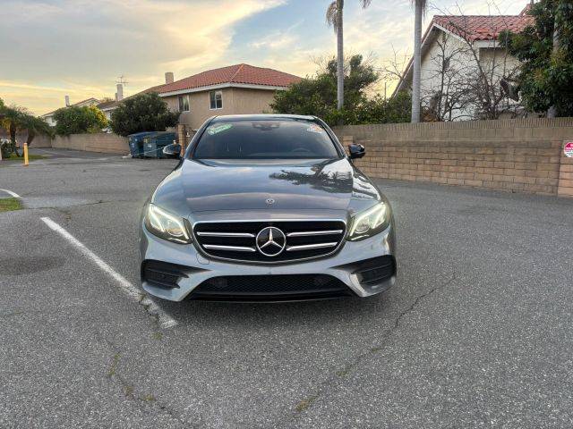 2020 Mercedes-Benz E-Class E 350 RWD photo