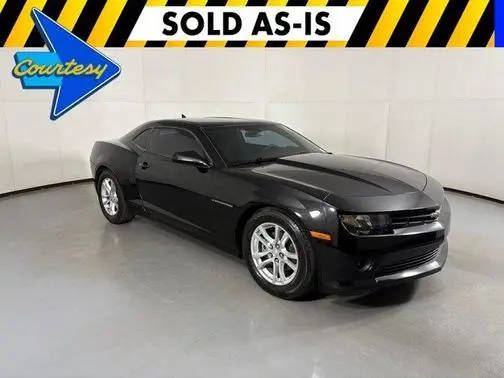 2015 Chevrolet Camaro LT RWD photo