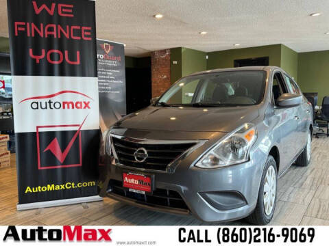 2018 Nissan Versa SV FWD photo