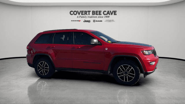 2019 Jeep Grand Cherokee Trailhawk 4WD photo