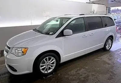2018 Dodge Grand Caravan SXT FWD photo