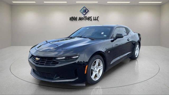 2019 Chevrolet Camaro 1LT RWD photo