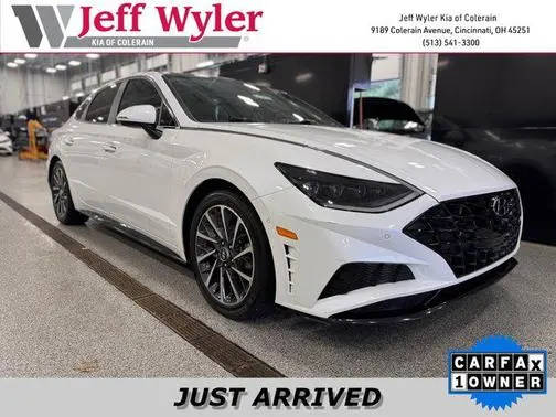 2020 Hyundai Sonata Limited FWD photo