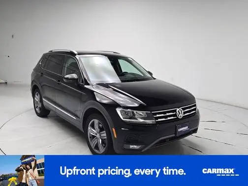 2020 Volkswagen Tiguan SEL FWD photo