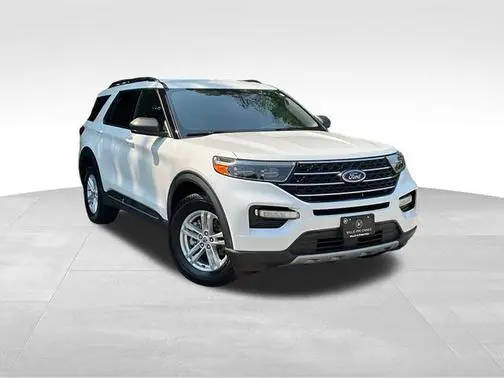 2020 Ford Explorer XLT 4WD photo