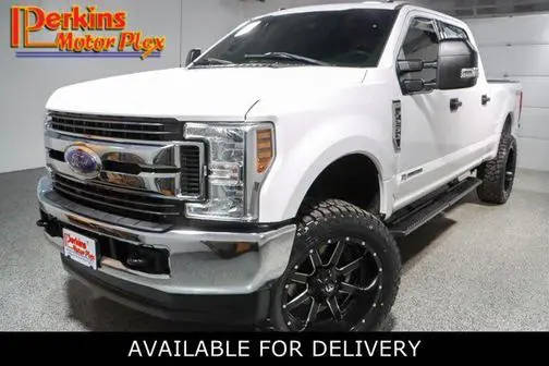 2019 Ford F-250 Super Duty XLT 4WD photo