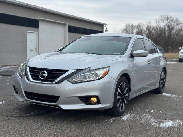 2018 Nissan Altima 2.5 SV FWD photo