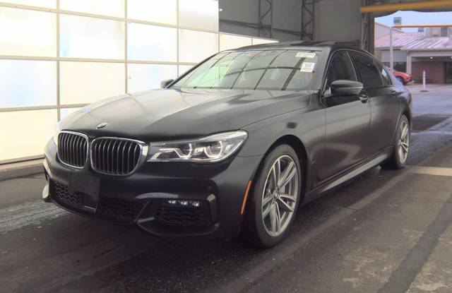 2019 BMW 7 Series 750i xDrive AWD photo
