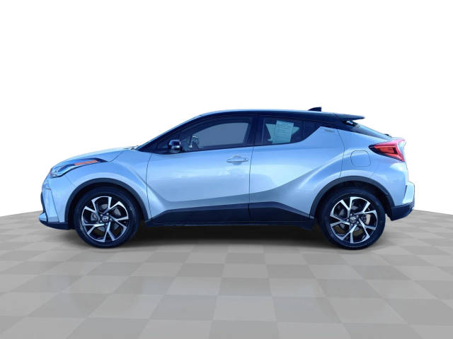 2020 Toyota C-HR XLE FWD photo