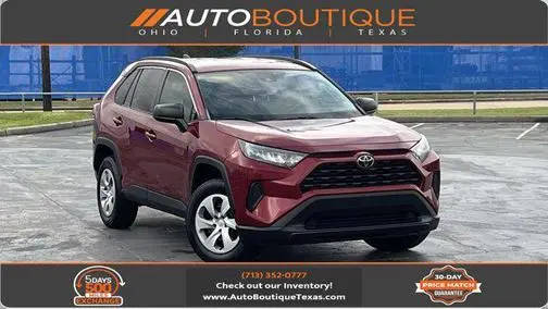 2020 Toyota RAV4 LE FWD photo