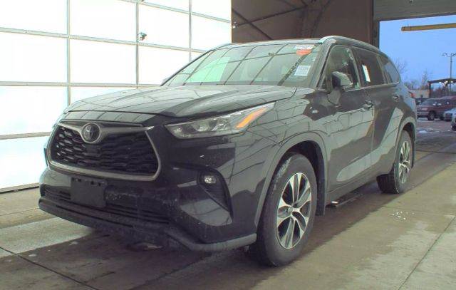 2020 Toyota Highlander XLE AWD photo