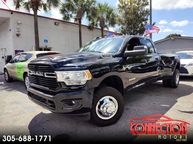 2020 Ram 3500 Big Horn 4WD photo