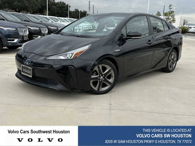 2020 Toyota Prius XLE FWD photo