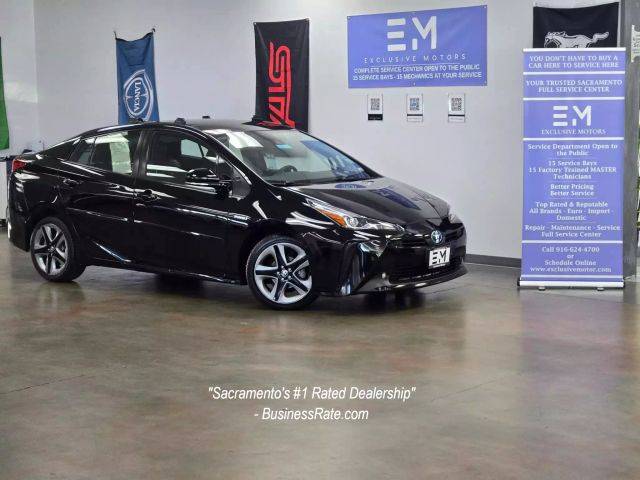 2020 Toyota Prius XLE FWD photo