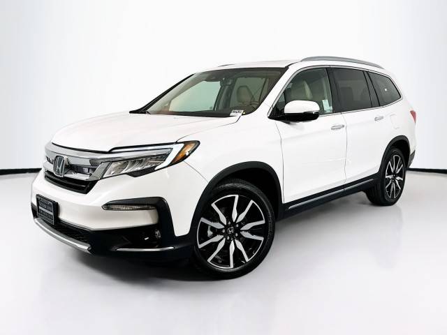 2020 Honda Pilot Touring 8-Passenger AWD photo