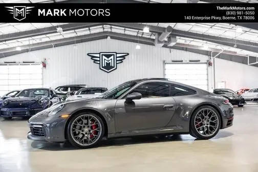2020 Porsche 911 Carrera S RWD photo