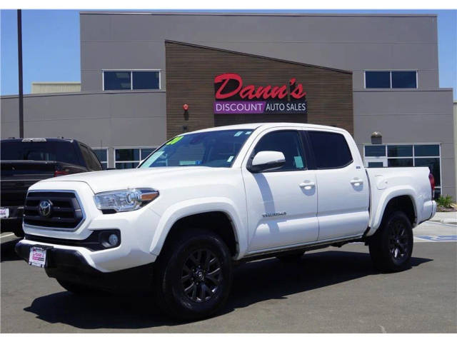 2020 Toyota Tacoma SR5 4WD photo