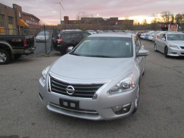 2015 Nissan Altima 2.5 SV FWD photo