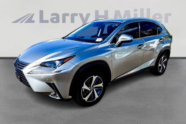 2020 Lexus NX NX 300h AWD photo