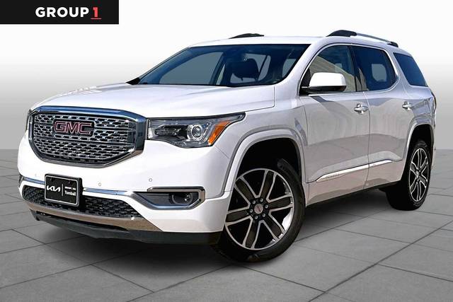 2019 GMC Acadia Denali FWD photo