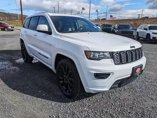 2020 Jeep Grand Cherokee Altitude 4WD photo