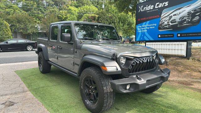 2020 Jeep Gladiator Sport 4WD photo