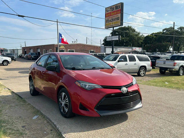 2018 Toyota Corolla LE FWD photo