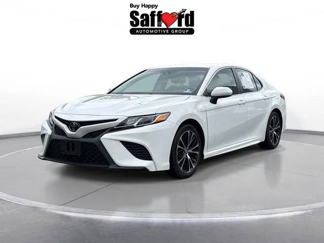 2018 Toyota Camry SE FWD photo
