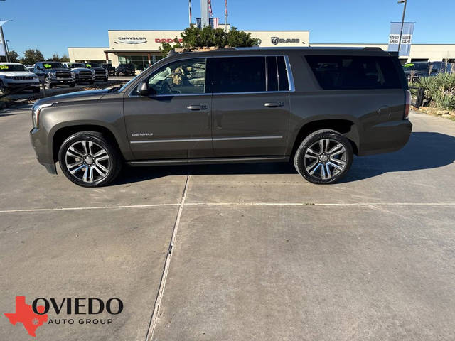 2020 GMC Yukon XL Denali 4WD photo